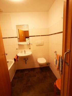 Bad Zimmer 1 - 