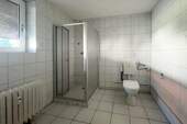 Tageslichtbad mit Dusche - 