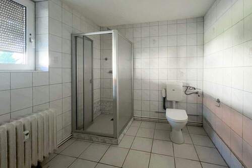 Tageslichtbad mit Dusche - 