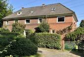 Straßenansicht - 8 Zimmer Doppelhaushälfte in Hamburg