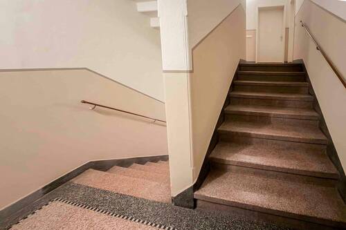 Hausflur Ansicht 01 - 