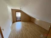 1519 Fremdenzimmer im DG 2 - Mehrfamilienhaus, Wohnhaus mit 183,50 m&sup2; in Lam zum Kaufen