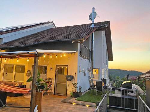 Außenansicht - 5 Zimmer Doppelhaushälfte zum Kaufen in Weinheim