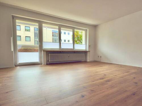 Lichtdurchflutetes Wohn-/ Esszimmer - 3 Zimmer Etagenwohnung in Gehrden