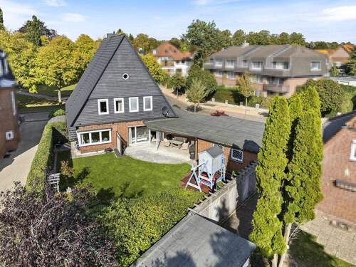 Luftaufnahmen - 6 Zimmer Einfamilienhaus in Heide