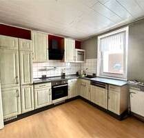 Wemmetsweiler: sofort beziehbares 1 Fam.-Haus in ruhiger Lage - Merchweiler