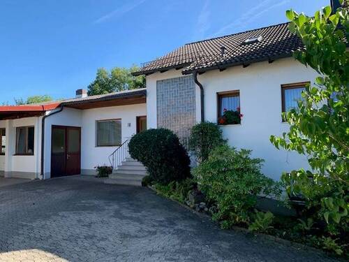 Ansicht - 5 Zimmer Einfamilienhaus zum Kaufen in Kulmbach