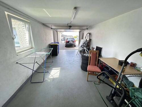 Garage - 