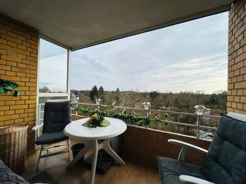 Balkon - Etagenwohnung mit 76,80 m&sup2; in Quickborn zum Kaufen