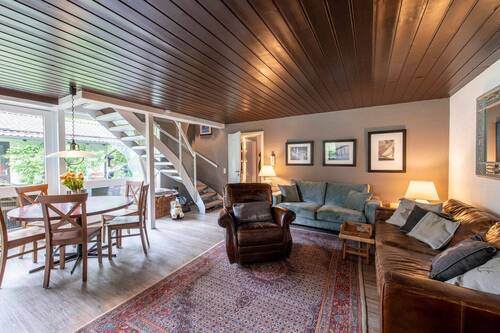 Essbereich und Wohnzimmer - 