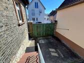 Hofeinfahrt - Einfamilienhaus mit 85,00 m² in Bodenheim zum Kaufen