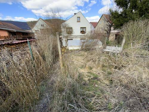 Rückansicht mit Pool - 