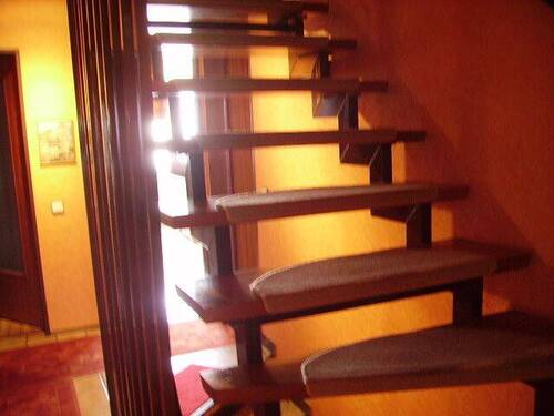 Treppenaufgang DG.JPG - 