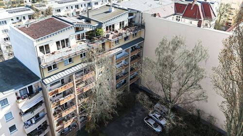 Hausansicht - Innenhof - 