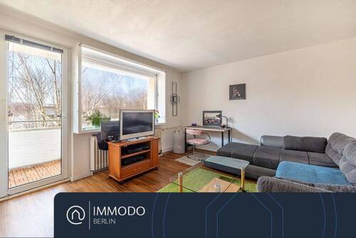 Großes Wohn- und Schlafzimmer - ?Top-Lage im Bayrischen Viertel - Modernisierte 1,5 Zi Whg zum Innenhof mit Süd-Balkon, EBK & Aufzug