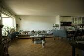 Wohnzimmer - Reihenmittelhaus mit 252,10 m&sup2; in Karben zum Kaufen