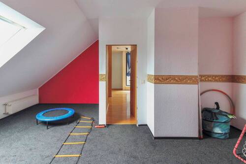 Schlafzimmer II DG - 