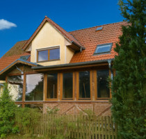 60 Meter bis zum Zermützelsee mit Wintergarten und Scheune - Neuruppin Molchow