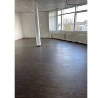 Schicke Büroetage in repräsentativem Bürogebäude - All-in-Miete - Krefeld Kempener Feld/Baakeshof