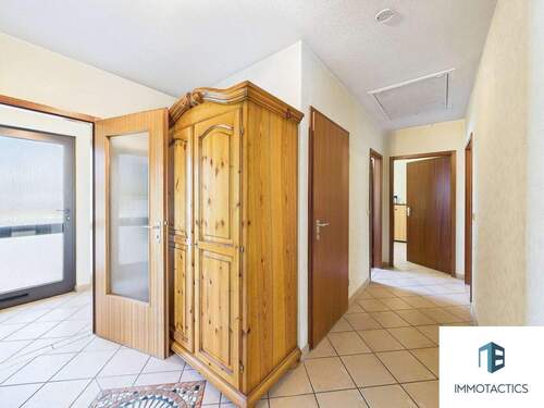 Flur - 3 Zimmer Einfamilienhaus in Bad Kreuznach