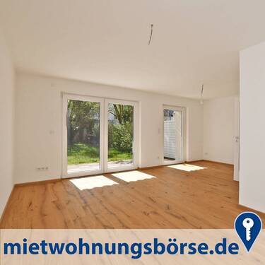 Wohnzimmer - AIGNER - Kernsaniertes Reihenmittelhaus mit Garten und durchdachter Raumaufteilung