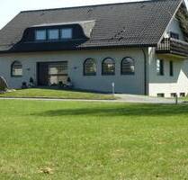 Sie suchen kurze Wege zwischen Wohnen, Hobby und Beruf? Repräsentatives EFH und Gewerbeflächen in Anröchte