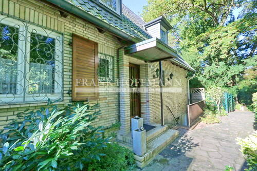 Zuwegung mit Hauseingang - 