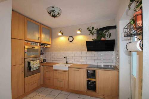 Küche - 8 Zimmer Einfamilienhaus zum Kaufen in Salzgitter