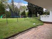 Und eigene Gartenfläche davor! - 
