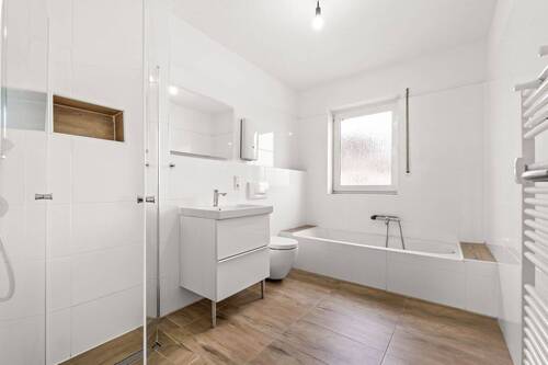 Badezimmer - 3 Zimmer Etagenwohnung zum Kaufen in Attendorn