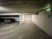 Tiefgarageneinfahrt - 