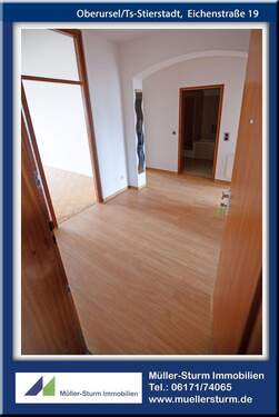 Oberursel Eichenstraße 19 05 Diele.jpg - 
