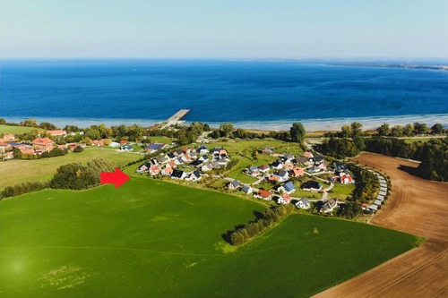 Luftbild mit Ostsee - Grundstück in Wohlenberg