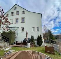 Saniertes Wohn- und Geschäftshaus (vollvermietet) mit einer GE u. 3 WEs zzgl. Stellplätze, Terrasse und schönem Gartenbereich in Olbernhau