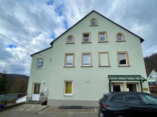 Hausansicht Ost - 1 Zimmer Gewerbeobjekt (Büro, Produktion, Verkauf) in Olbernhau