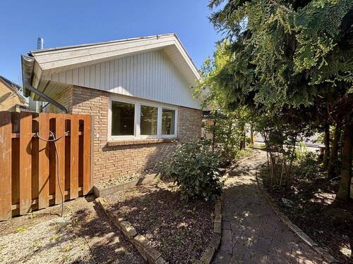 Hausansicht - Bungalow mit 135,00 m&sup2; in Burgwedel zum Kaufen