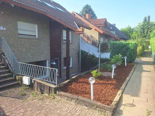 Vorgarten - 6 Zimmer Mehrfamilienhaus, Wohnhaus zum Kaufen in Pulheim