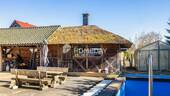 Nebenhaus - 