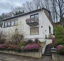 Gut aufgeteiltes 2-Familienhaus Doppelgarage in guter Lage von Kaiserslautern