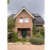 Großzügiges Einfamilienhaus mit teilweise sonnigem Garten und Carport in Groß Reken