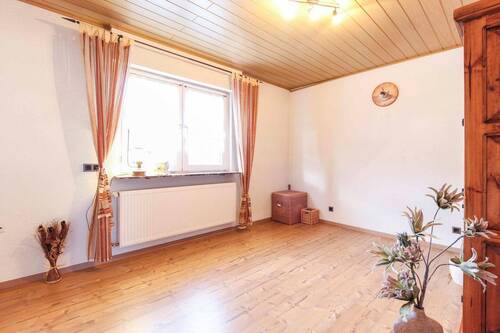 Schlafzimmer 1. OG - 
