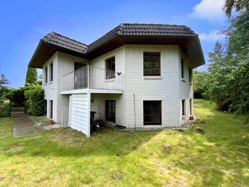 weitere Hausansicht - 6 Zimmer Einfamilienhaus zum Kaufen in Lübeck