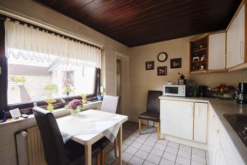 Küche - 3 Zimmer Einfamilienhaus zum Kaufen in Itzehoe / Wellenkamp