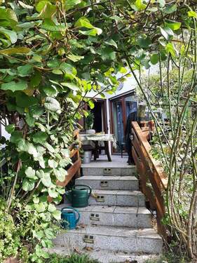 Garten_Blick_zur_Terrasse - 