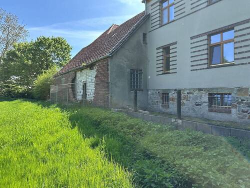 Eingefallene Mauer - Stall - 