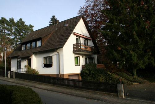 Haus Forchheim.png - Sanierungsbedürftiges Zweifamilienhaus in schöner Wohnlage - ideal für Handwerker