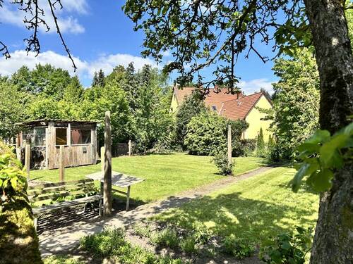 Garten - 7 Zimmer Einfamilienhaus zum Kaufen in Leese