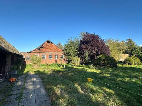 Hinteransicht der Scheune - 3 Zimmer Bauernhaus, Landhaus in Ovelgönne