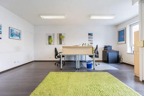 Wohnzimmer - 3 Zimmer Etagenwohnung zum Kaufen in Rüsselsheim