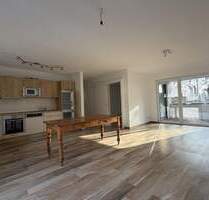 Lichtdurchflutete Traumwohnung in bester Lage - Bielefeld / Senne